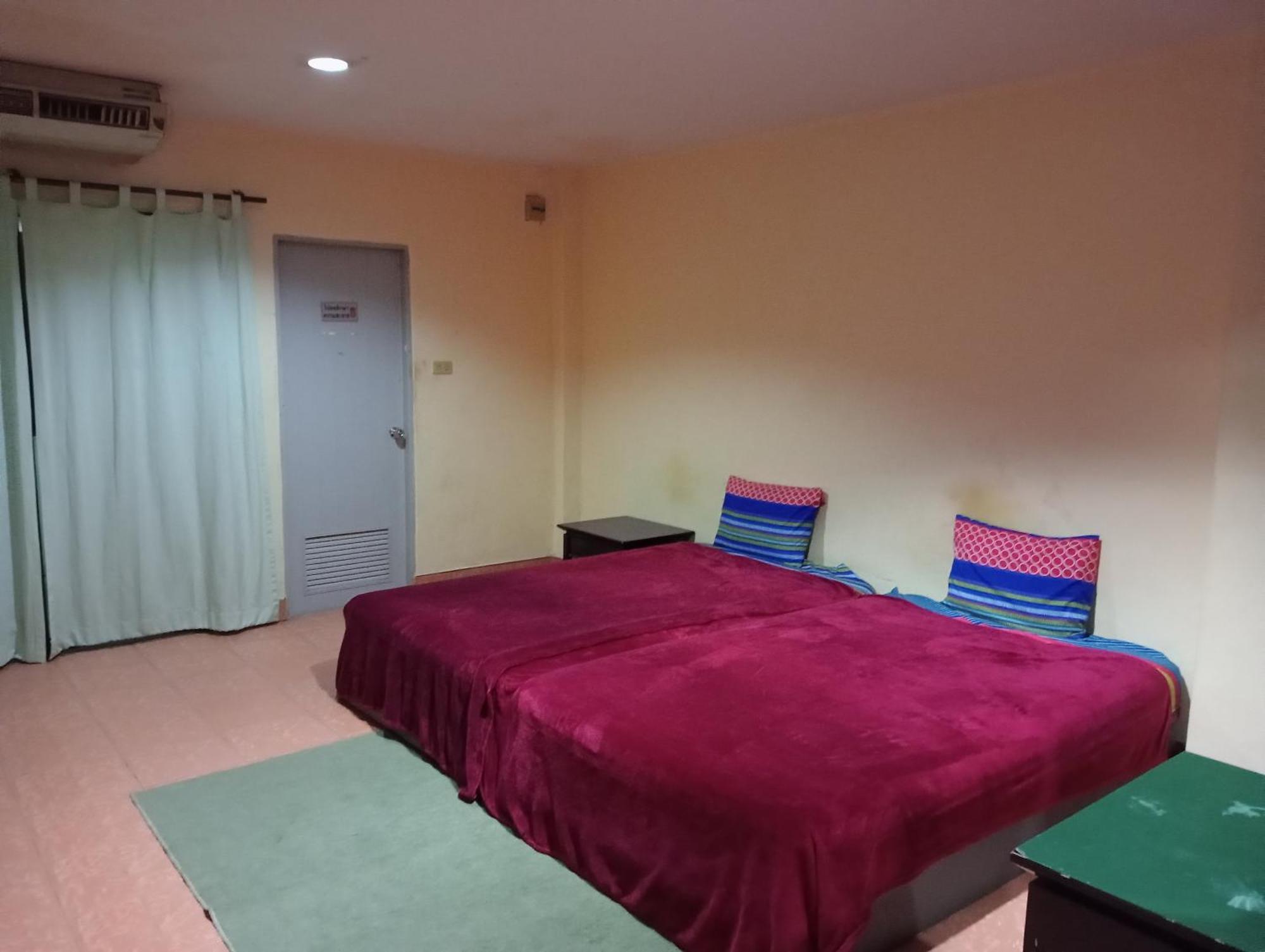 Pattaya Inn By Thai Smile Екстер'єр фото